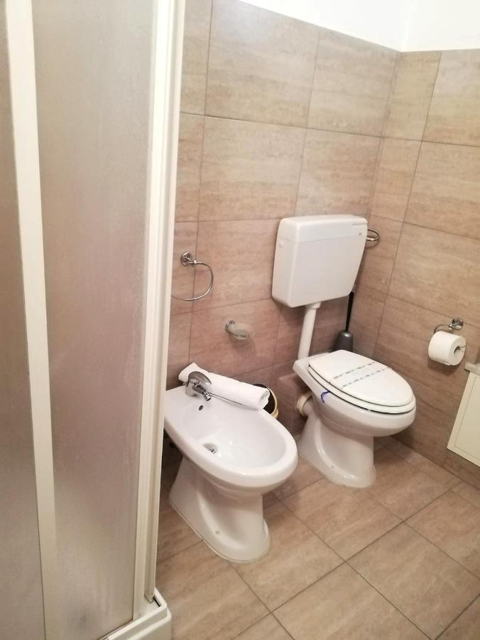 B&B Orchidea Palermo Bagian luar foto